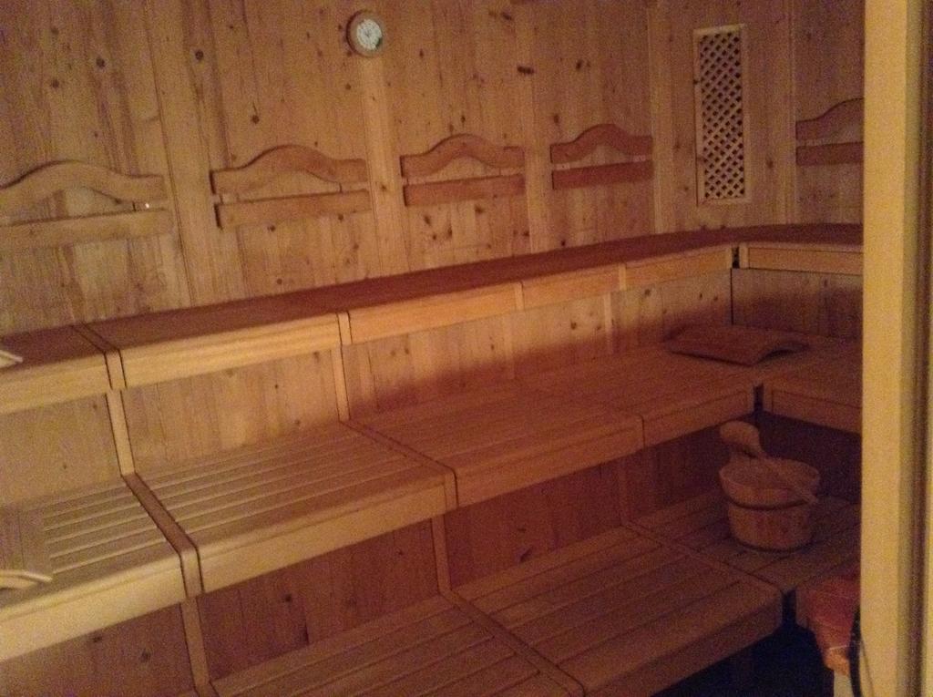 Hotel Garni Almhof Seefeld in Tirol Exteriör bild